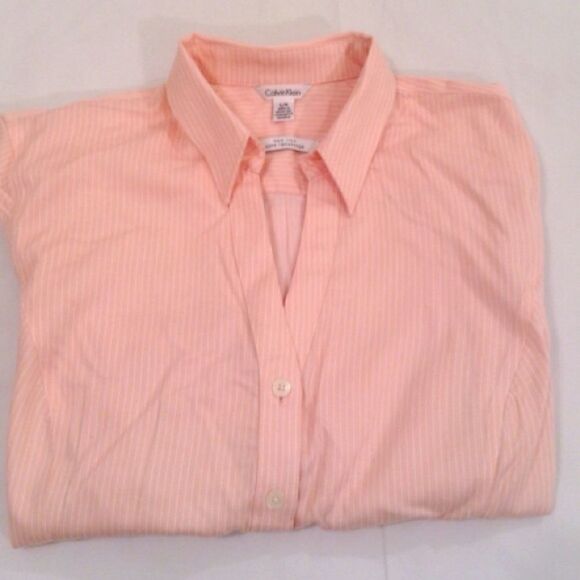Calvin Klein Pink Pinstripe Button Down Shirt Size Large - Picture 1 of 5